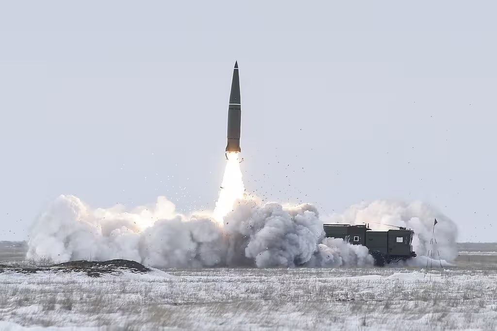🚀Сегодня сообщалось об ударе тремя ОТРК «Искандер-1000» по целям в районе Винницы.