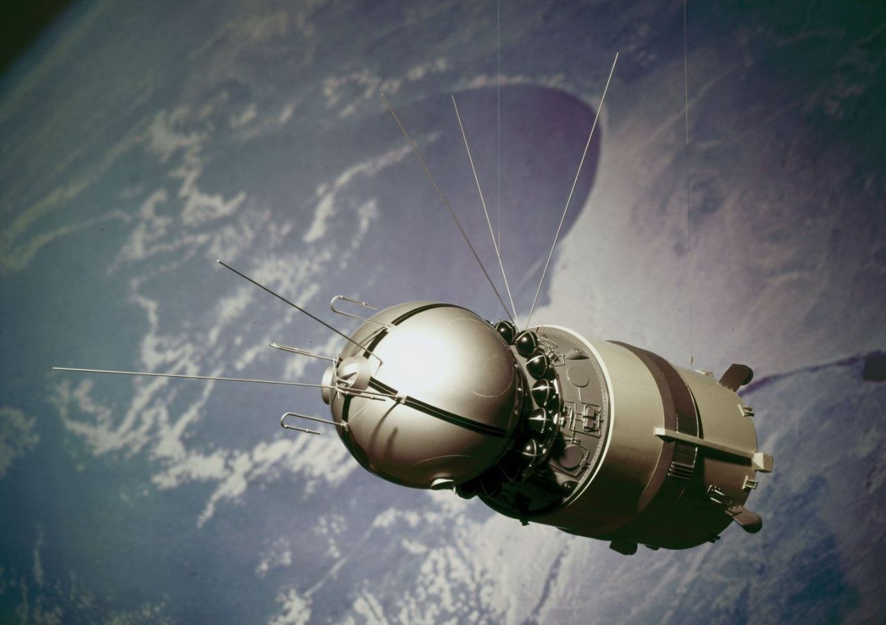 🛰9 мая 1945 года советский народ одержал Победу в Великой Отечественной войне.