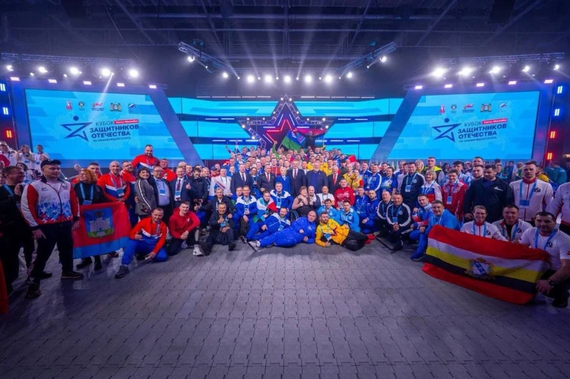 🇷🇺🇷🇺🇷🇺12 марта 2025 года в Югре стартовал масштабный спортивный праздник – «Кубок Защитников Отечества» по зимним видам спорта. В соревнованиях принимают участие более 300 ветеранов СВО из 60 регионов