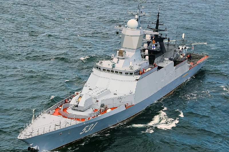 🟢В Балтийском море российский сторожевой корабль «Сообразительный» защитил судно теневого флота.